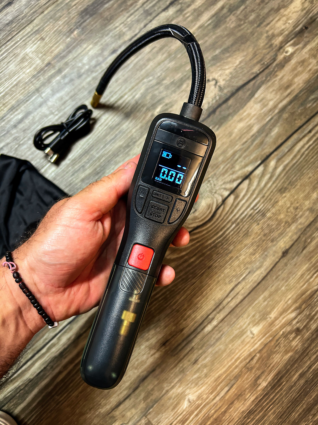 Bosch EasyPump Akku-Druckluftpumpe – Bild 10