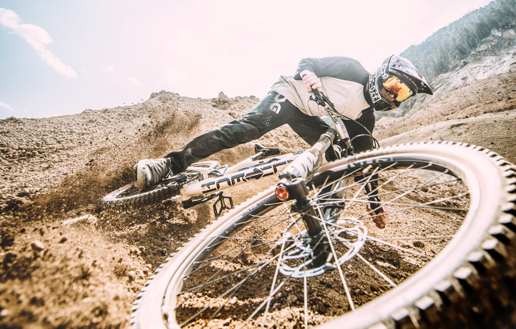 Fahrwerkservice Gabelservice Dämpferservice buchen | Mountainbike Suspension Facotry